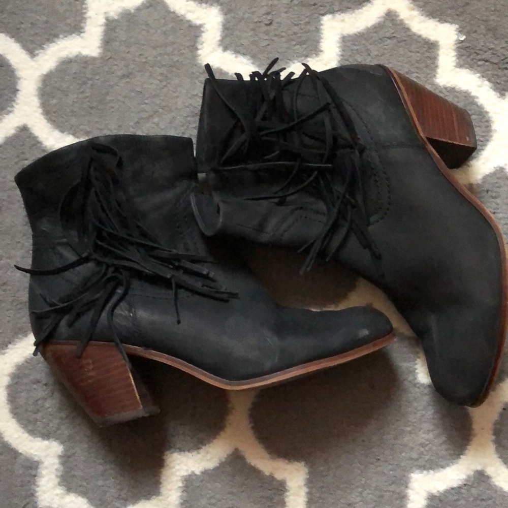 Sam Edelman - Picture 3 of 5
